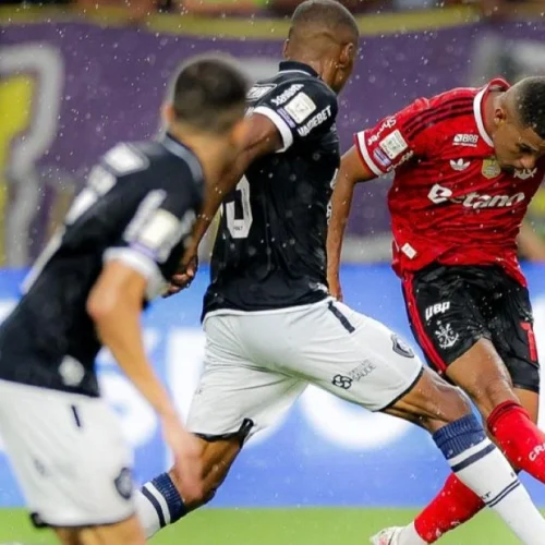 Samuel Lino exalta Flamengo “guerreiro” contra o Remo
