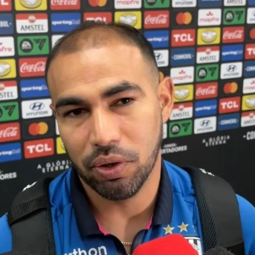 Sornoza conta bastidores da reação de goleiro do Del Valle após falha em gol de Arrascaeta