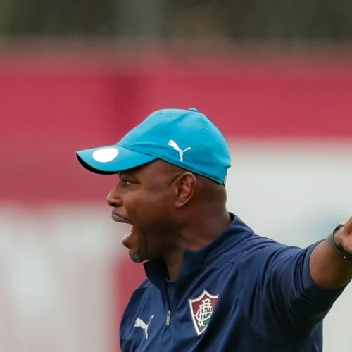 Técnico do Fluminense explica estratégia definida para jogo contra o Flamengo, pelo Brasileirão