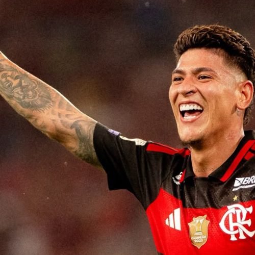 Vai decidir? Carrascal chega em alta e pode ser peça-chave do Flamengo contra o Estudiantes