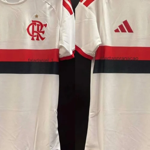 Vaza nova camisa 2 do Flamengo de 2026; veja foto